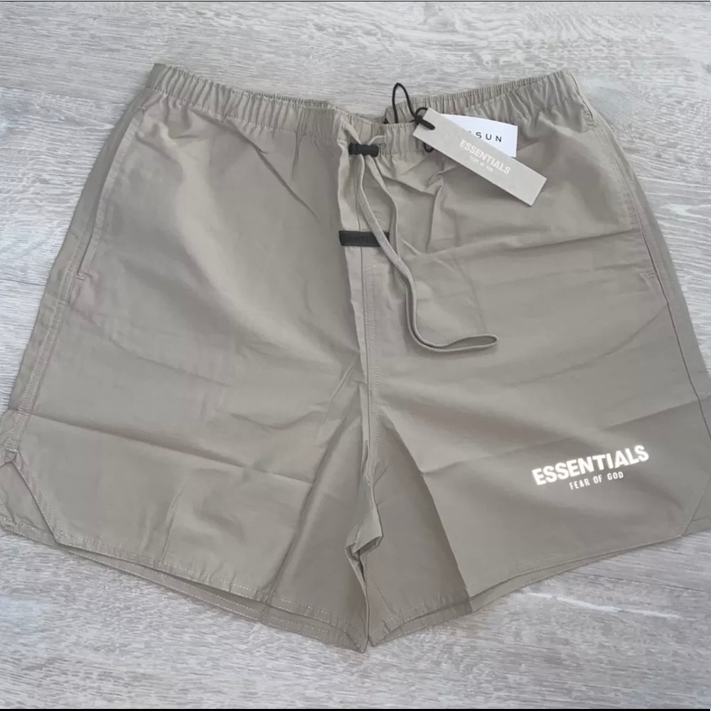 Fear of God Essentials volley short